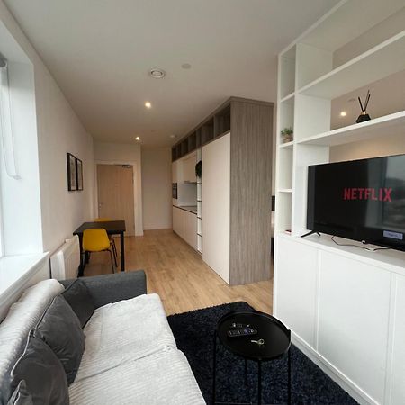 London Heathrow Airport Apartment Voyager House Terminal 12345 - Ev Electric And Parking Available ฮิลลิงดัน ภายนอก รูปภาพ