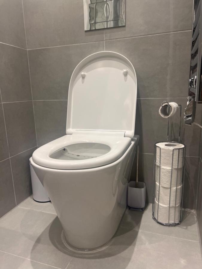London Heathrow Airport Apartment Voyager House Terminal 12345 - Ev Electric And Parking Available ฮิลลิงดัน ภายนอก รูปภาพ